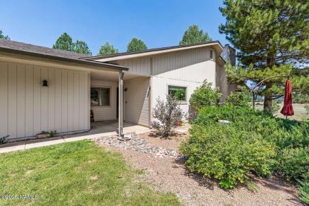 6030 E. Laurel Loop, Flagstaff, Arizona 86004