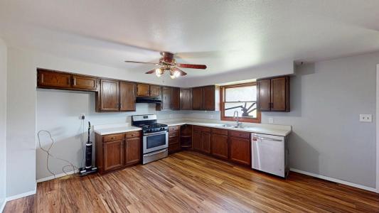 406 Carter St, Plymouth, Iowa 50464, USA