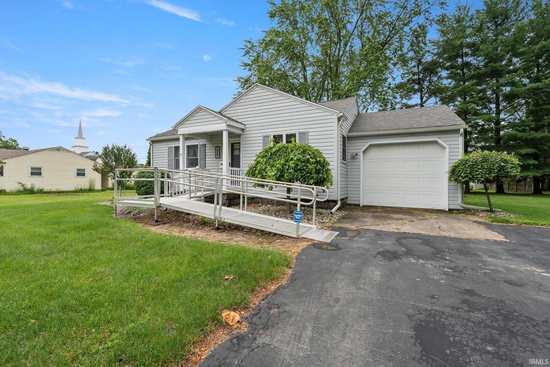 735 Ruth Street, Huntington, Indiana 46750-1463