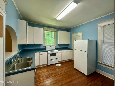 304 W Leake Street, Clinton, Mississippi 39056