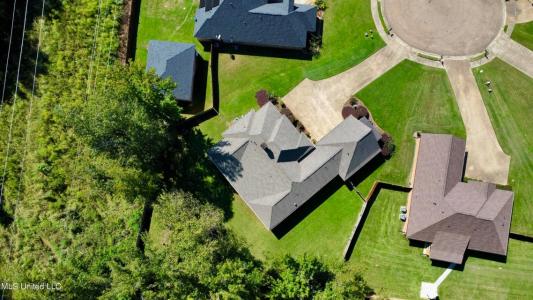 139 Glen Auburn Drive, Clinton, Mississippi 39056