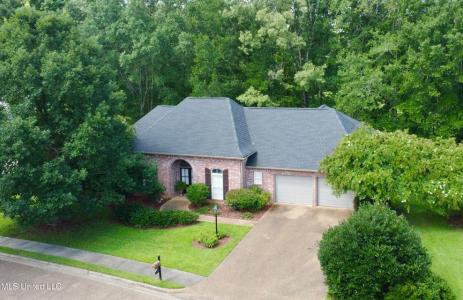 107 Thornwood Drive, Clinton, Mississippi 39056