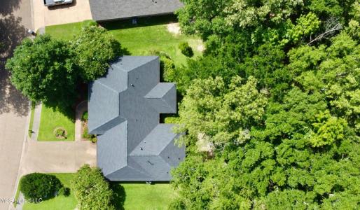 107 Thornwood Drive, Clinton, Mississippi 39056