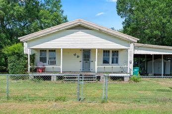 406/408 S. Merrill, New Boston, Texas 75570, HOA KỲ