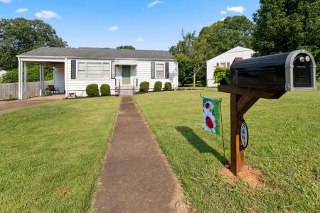 3403 Oakwood Blvd., Sheffeild, Alabama 35660, USA