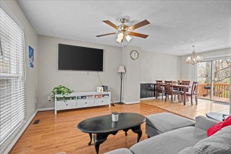 211 Alpine Way, Greenwood, Güney Karolina 29649, Amerika Birleşik Devletleri