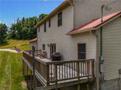 1437 Statts Mills Rd., Ripley, West Virginia 25271