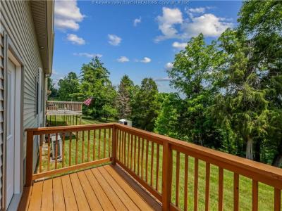 1437 Statts Mills Rd., Ripley, West Virginia 25271