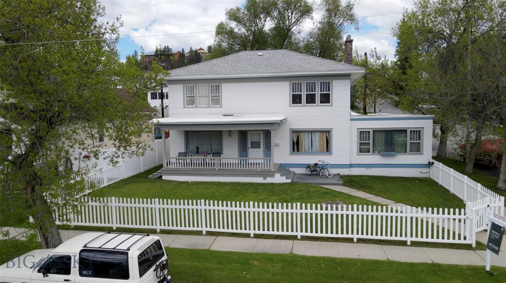 1201 W. Platinum St, Butte, Montana 59701, États-Unis