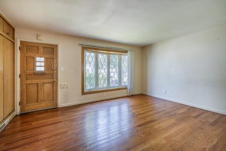 13604 Oak Park Blvd., Garfield Heights, Ohio 44125, Estados Unidos