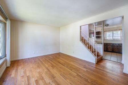 13604 Oak Park Blvd., Garfield Heights, Ohio 44125, Estados Unidos