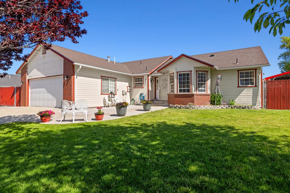 5651 LIBERTY AVE., Klamath Falls, Oregon 97603, USA