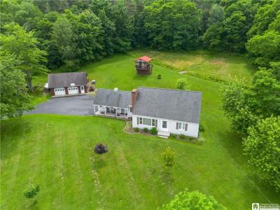 691 Kiantone Rd., Jamestown, Nova Iorque 14701, Estados Unidos