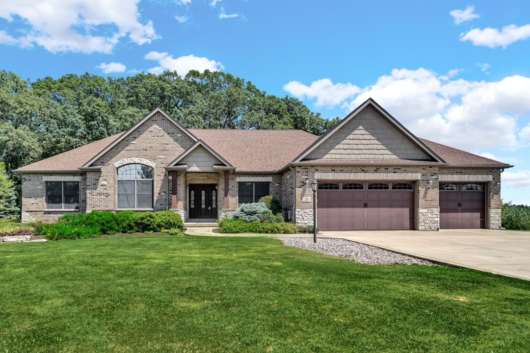 23 N 500 W, Valparaiso, Indiana 46385