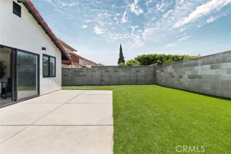 530 W Cypress Street, Compton, California 90220, USA