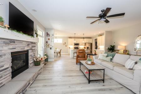 18750 Eisley Cove, Auburn, Indiana 46706, Stati Uniti