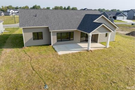 22174 Travertine Run, Woodburn, Indiana 46797