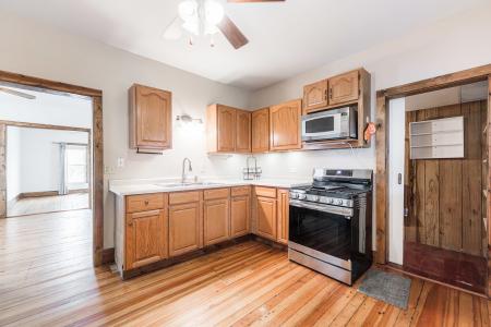 324 N 6th Street, Dekalb, イリノイ 60115, アメリカ合衆国