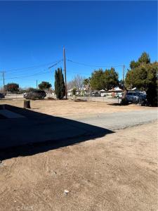 14611 Yucca Street, Hesperia, קליפורניה 92345, ארצות הברית של אמריקה