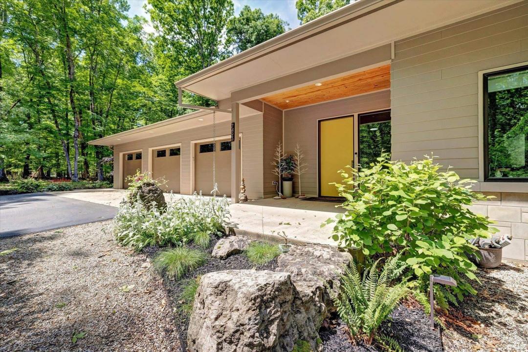 7493 E Rush Ridge Road, Bloomington, Indiana 47401