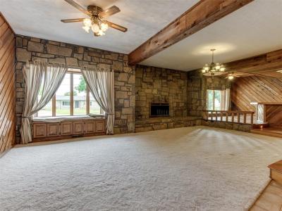 1501 S Avery Avenue, Midwest City, Oklahoma 73130, HOA KỲ