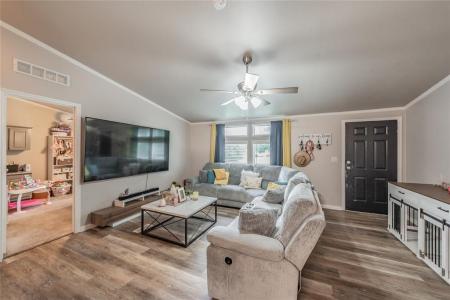 427 Grayson CT, Joshua, テキサス 76058, アメリカ合衆国