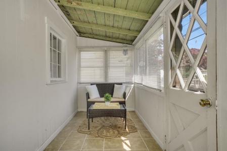 39 E Pacific Avenue, Villas, New Jersey 08251