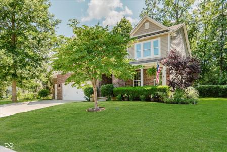 823 Colin Drive, Avon, Indiana 46123, USA