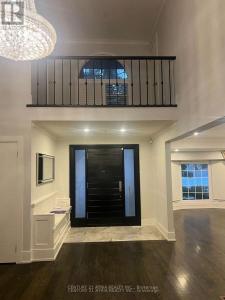 6 BRANDY COURT, Toronto (banbury-don Mills), Ontario M3B 3L3, Canadá