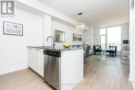 118 HOLMWOOD AVENUE, Ottawa, Ontario K1S 5J5, Canada