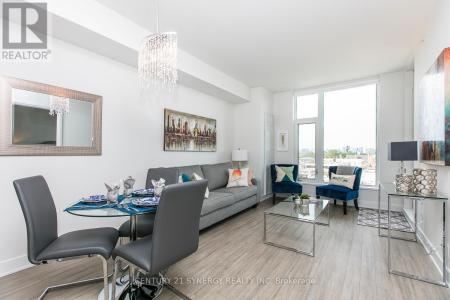 118 HOLMWOOD AVENUE, Ottawa, Ontario K1S 5J5, Canada