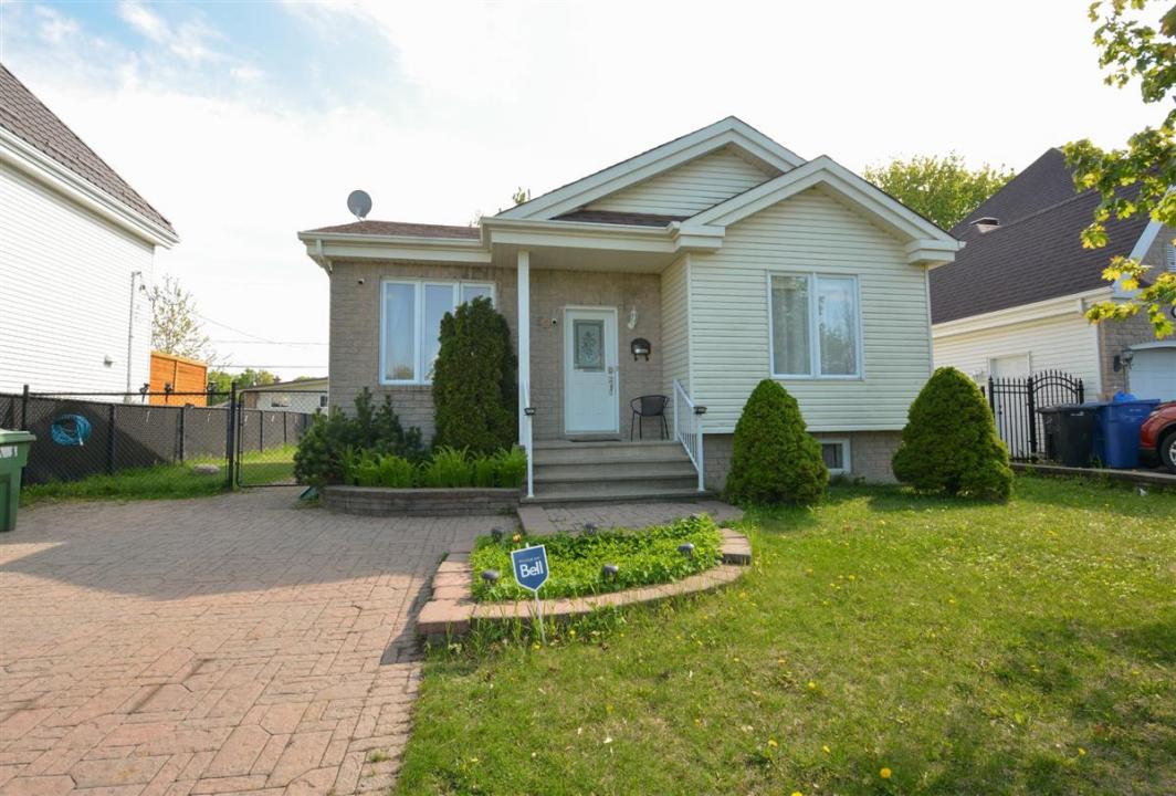 60 Rue Melba, Châteauguay, Québec J6J 5Z4, Canada