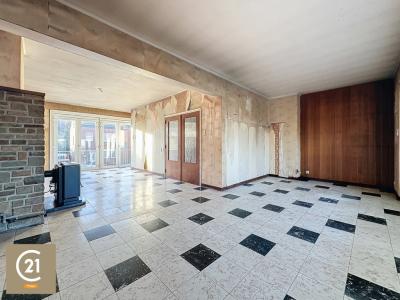 Avenue du Centenaire 306, Charleroi, 6061, 比利时