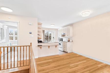 655A Rue Alfred-DesRochers, Boisbriand, كيبيك J7G 3K3, كندا