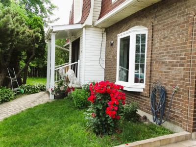 1706 Boul. Rome, Brossard, Quebec J4W 2W1, Canada