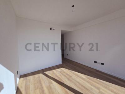 Avenida San Martin 4002, Villa Del Parque, Capital Federal 1417, Argentine