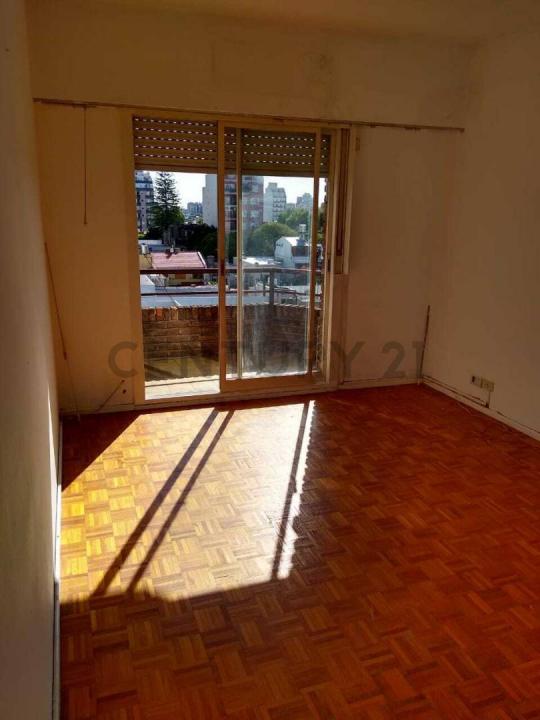 Portela 386, Flores, Capital Federal 00001, Argentina