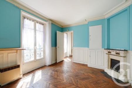 Paris, Île-de-France 75010, Pháp