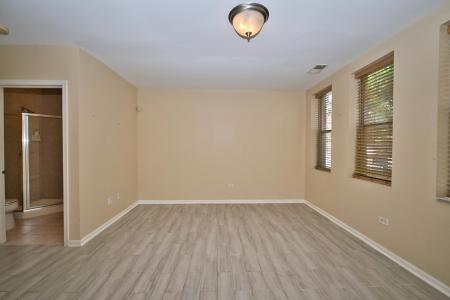 353 E Eastgate Place, Chicago, Illinois 60616, HOA KỲ