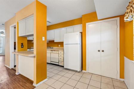 5210 Lake Shore Drive, Waco, Texas 76710, USA