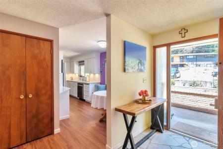 1515 NE 106th Street, Seattle, Washington 98125