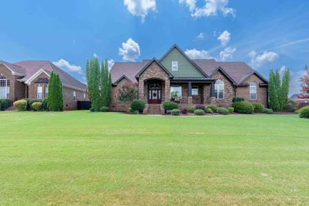108 Inglewood Dr., Tuscumbia, Alabama 35674