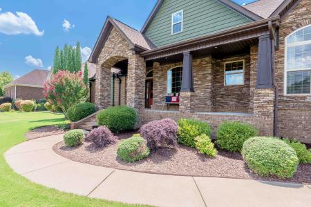 108 Inglewood Dr., Tuscumbia, Alabama 35674