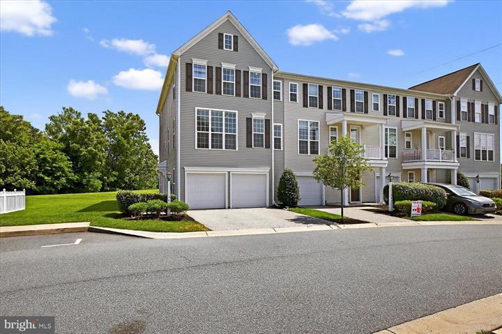 560 Fawn Lane, Hummelstown, Pennsylvania 17036