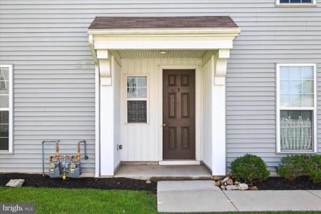 560 Fawn Lane, Hummelstown, Pennsylvania 17036, USA