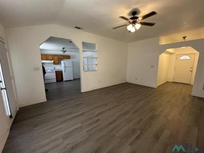 2516 Tulip Street, Carlsbad, 新墨西哥州 88220, 美國