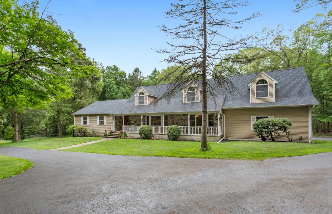 103 Burnt Meadow Rd, Ringwood, New Jersey 07456