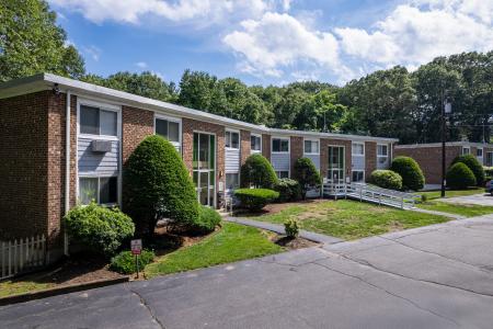 494 Putnam Pike ,Unit #A12, Smithfield, Rhode Island 02828, Estados Unidos