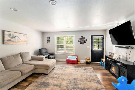 405 W Baker Rd, Twin Lake, Michigan 49457, USA
