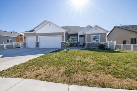 933 S 250 W, Vernal, Utah 84078